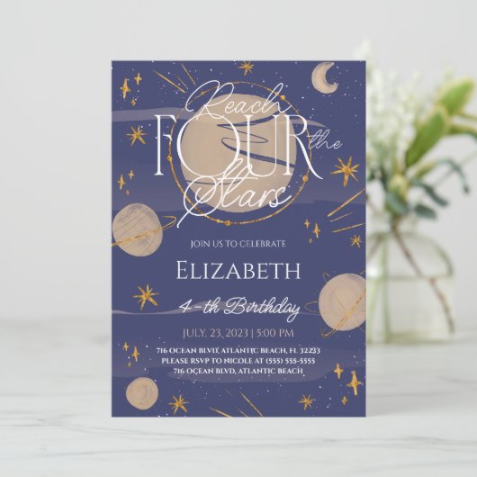 Bereik vier sterren uitnodiging (Staand voorkant)