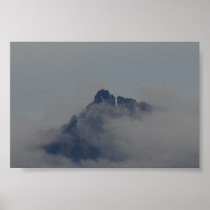 Bereik voor de hoogste piek - Logan Guinn Poster