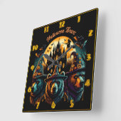 Beren vieren Halloween onder een spookachtige luch Vierkante Klok (Hoek)