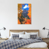 Berg geframed in herfstloof, CA Canvas Afdruk (Insitu (Slaapkamer))