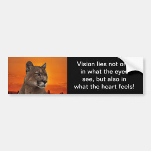 Berg leeuw op zonsondergang bumpersticker