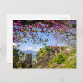 Berg rock en roze kersenboom bloesem briefkaart (Voorkant / Achterkant)