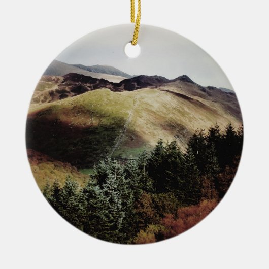BERG UITZICHTEN OP WALES KERAMISCH ORNAMENT (Voorkant)