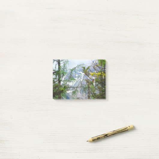 bergbomen, natuur, boslandschap post-it® notes (Op bureau)