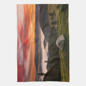 Bergen | Camping Foggy Sunrise Theedoek (Verticaal)