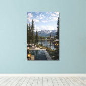 Bergen en meer canvas afdruk (Insitu (Houten vloer))