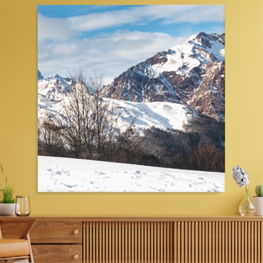 Bergen in de winter in Spanje, Canfranc Canvas Afdruk (Insitu (Woonkamer))