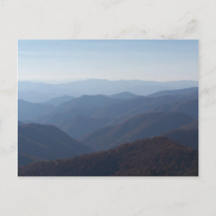 bergen met blauwe bergmassief briefkaart