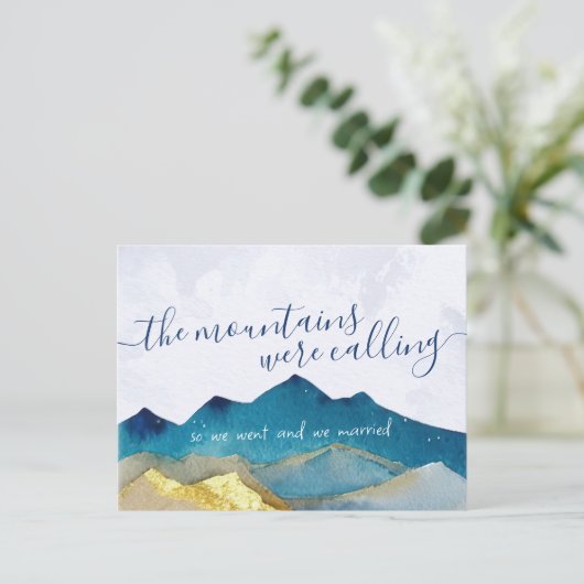 Bergen noemden de aankondiging van het bruiloft. (Staand voorkant)