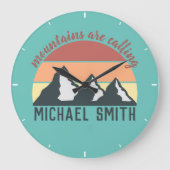 bergen noemen monogram grote klok (Voorkant)