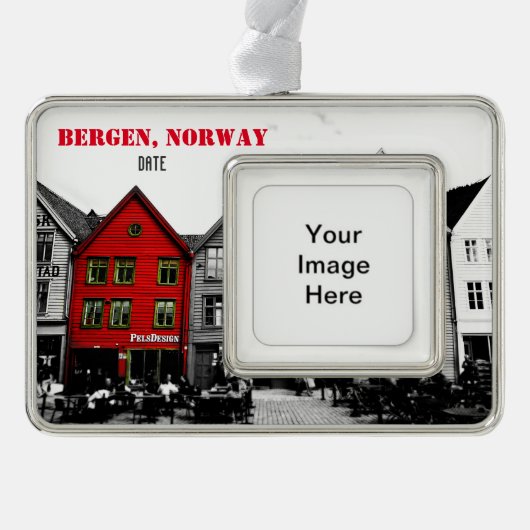 Bergen Norway Travel Kerstversiering Gepersonalise Verzilverd Omlijst Ornament (Voorkant)