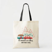 Bergen, Rode Auto en Teardrop Camper Tote Bag (Voorkant)
