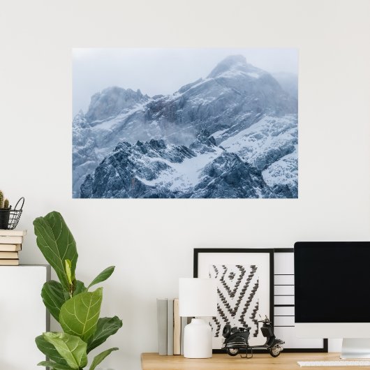 Bergen sneeuw en mist poster (Thuiskantoor)