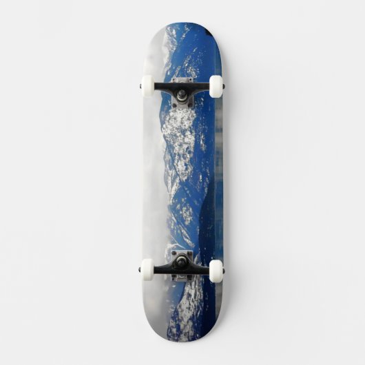 Bergen van het meer skateboard (Voorkant)