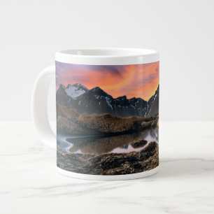 Bergen   Vesturhorn Mountain IJsland Grote Koffiekop