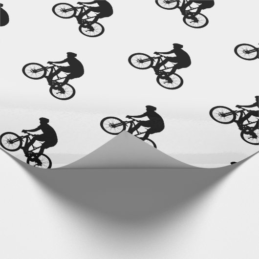 Bergfietsensilhouet - Kies achtergrondkleur Cadeaupapier (Hoek)