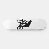 Bergfietsensilhouet - Kies achtergrondkleur Persoonlijk Skateboard (Horizontaal)