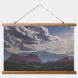 berggeest hangend wandkleed