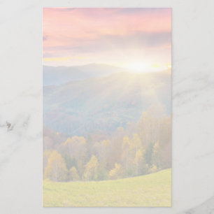Bergherfstlandschap met bos briefpapier