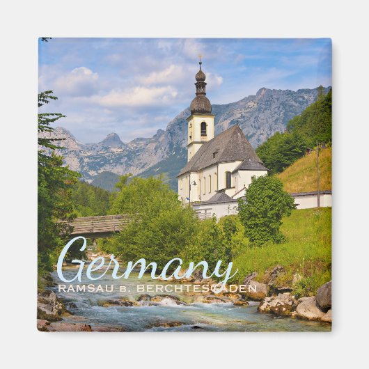 Bergkerk met stroomlandschap magneet (Voorkant)