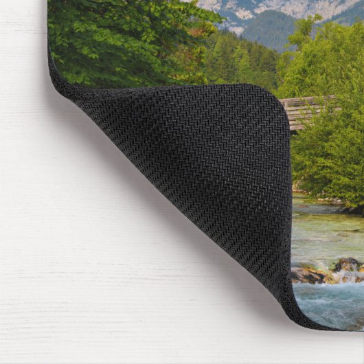 Bergkerk met stroomlandschap muismat (Hoek)