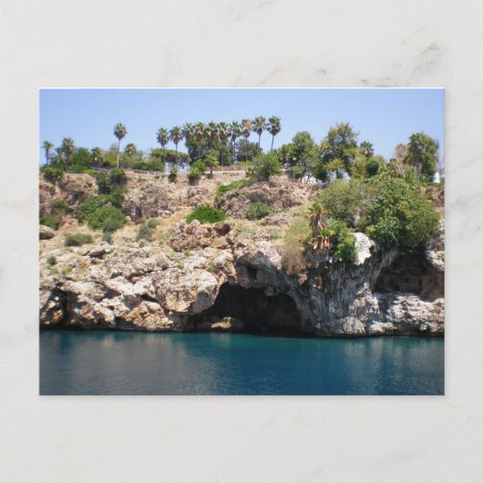 Bergkliffen met mediterraan zee briefkaart (Voorkant)