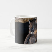 Bergleeuw in de grot koffiemok (Voorkant links)