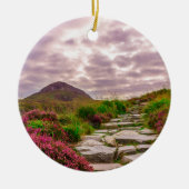 Bergpad naar de wolken keramisch ornament (Voorkant)