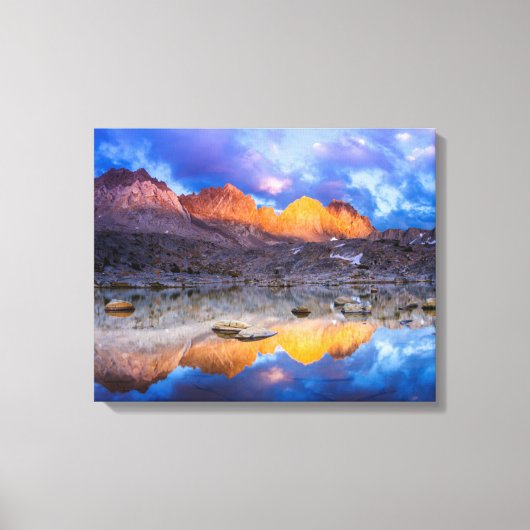 Bergreflectie, Californië Canvas Afdruk (Voorkant)