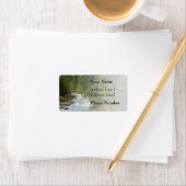 Bergrivier in een dal, Natuur, landschap Etiket (Insitu)