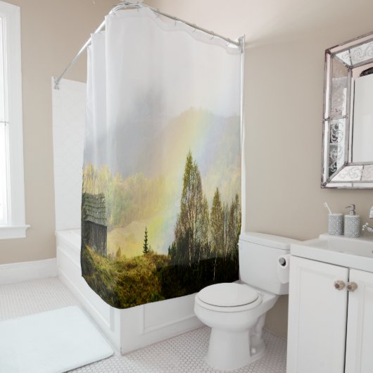 Bergschuur met regenboog douchegordijn (In situ)