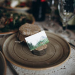 Bergwoudbloem | Weddenschapskaart Visitekaartje<br><div class="desc">Deze gevouwen 3, 5 x 2, 5 inch plaatskaart kenmerkt de waterverf bergachtige scène met wilde bloemen en een lijn voor de namen van elke gast. Laat een blijvende indruk achter met deze verbluffende uitnodigingen en briefpapier design. Voeg uw douanetekst aan dit ontwerp toe door de "Edit this design sjabloon"vakjes...</div>