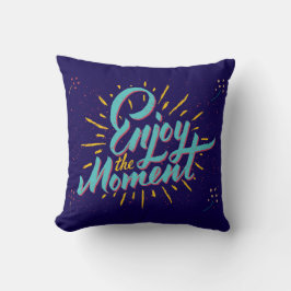 Berichten verheffen voor een positieve vibe kussen