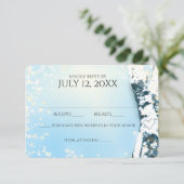 Berken Bomen en Sparkle Sky Blue Bruiloft RSVP Kaartje (Staand voorkant)