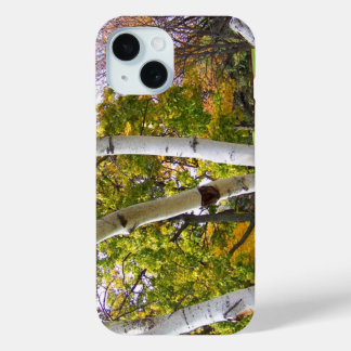 Berkenboom in het park iPhone 15 case