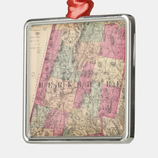 Berkshire County Metalen Ornament (Links)