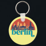 Berlijn Duitsland City Skyline Retro Cityscape Art Sleutelhanger<br><div class="desc">en retro-stadsplan met prachtige skyline, toeristische attractie en cityscape art. Koelwolkenkrabber en bouwartikelen voor silhouette-illustratie voor toeristen en reizigers. Perfect als souvenir om terug naar huis te brengen wanneer je over de wereld reist. Bespaar de herinnering aan uw reis en vakantie met familie en vrienden. De achtergrondkleur kan aan uw...</div>