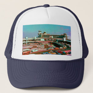 Berlijn luchthaven Tegel Trucker Pet