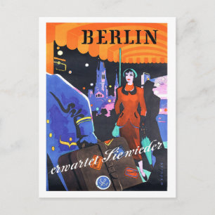 Berlijn, vrouw voor een hotel, vintage, reizen briefkaart