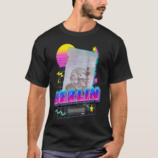 BERLIN ENGV Vaporwave 80s Retro Germany T-shirt (Voorkant)