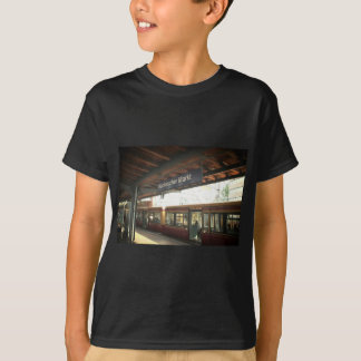 Berlin Hackescher Markt S-Bahn Station T-shirt