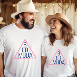 Bermudadriehoek met moderne tekst binnenin t-shirt