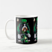 Bernedoodle Dog fiets St. Patrick's Day Koffiemok (Links)