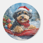 Bernedoodle Hond in Sledge Laat het Sneeuw Kerstmi Magneet (Voorkant)