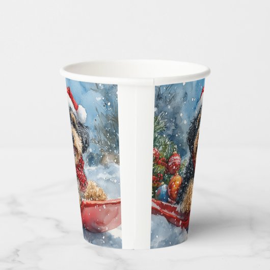 Bernedoodle Hond in Sledge Laat het Sneeuw Kerstmi Papieren Bekers (Rechts)