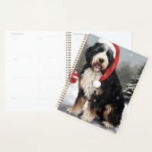 Bernedoodle Hond in Sneeuw Kerstmis Planner (Display)