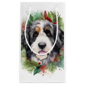 Bernedoodle Kerstkrans Feestelijke Pup Klein Cadeauzakje (Voorkant)