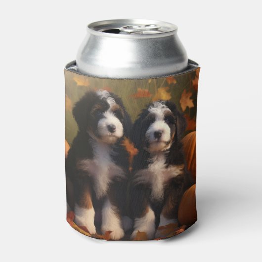 Bernedoodle Puppy Herfst Verrukking Pompoen Blikjeskoeler (Blikje Voorkant)