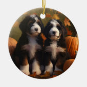 Bernedoodle Puppy Herfst Verrukking Pompoen Keramisch Ornament (Voorkant)