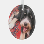 BerneDoodle relaxing on rug Glas Ornament (Voorkant Rechts)